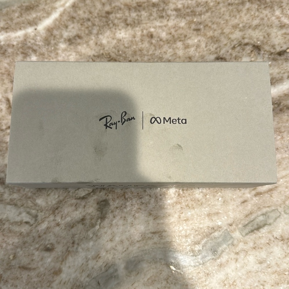 Rayban Meta Wayfarer Sunglasses - New in box